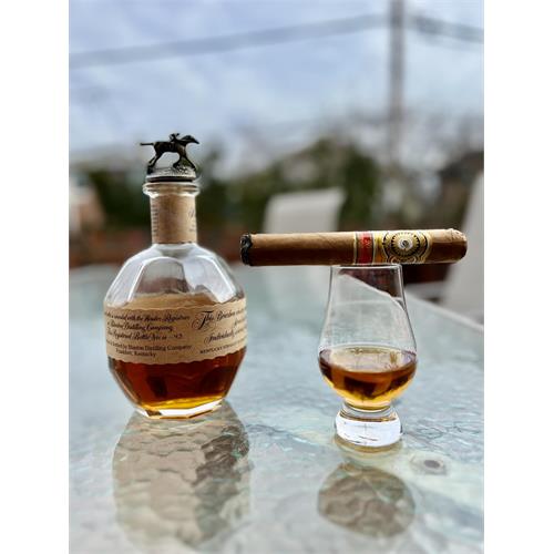 Perdomo 20th Anniversary Connecticut Epicure 6  * 56