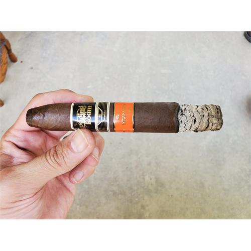 Aging Room Quattro Nicaragua Maestro 6  * 52