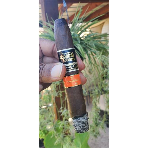 Aging Room Quattro Nicaragua Maestro 6  * 52