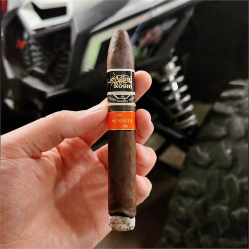 Aging Room Quattro Nicaragua Maestro 6  * 52