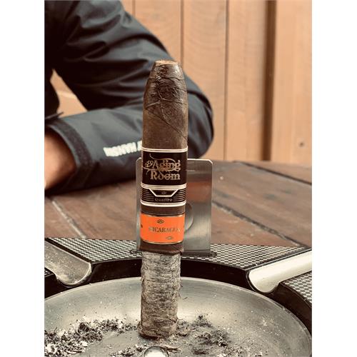 Aging Room Quattro Nicaragua Maestro 6  * 52