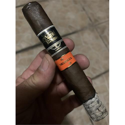 Aging Room Quattro Nicaragua Vibrato 6  * 54