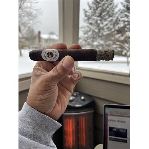 Ashton Aged Maduro No. 40 6  * 50