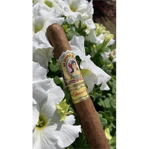 La Aroma de Cuba Edicion Especial No. 1 5 5/8 * 46