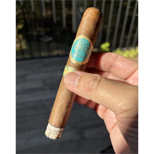 H. Upmann by AJ Fernandez Toro Tubo 6  * 54
