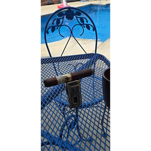 AJ Fernandez New World Redondo 6 1/2 * 55