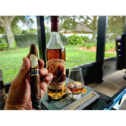 Davidoff Royal Release Salomones 8 1/4 * 54