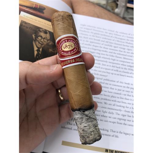 Romeo y Julieta Between the Acts Fresh Loc 5-Cigar Sampler