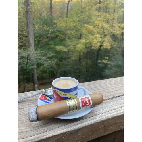 Henry Clay War Hawk Robusto 5  * 54