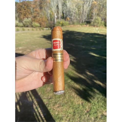 Henry Clay War Hawk Robusto 5  * 54