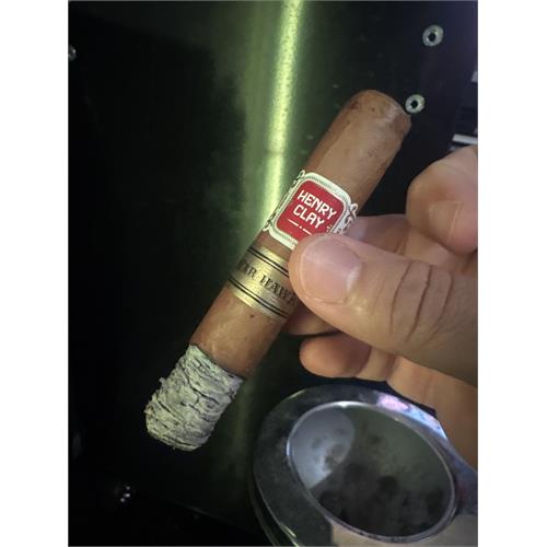 Henry Clay War Hawk Robusto 5  * 54