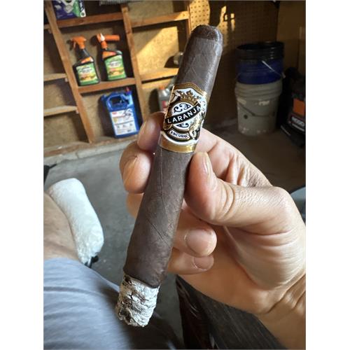 Laranja Reserva Escuro Toro 6  * 52
