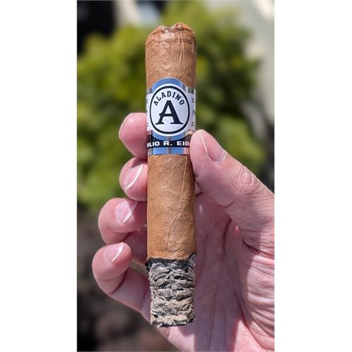 Aladino Connecticut Robusto 5  * 50