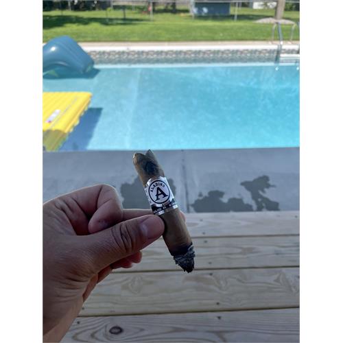 Aladino Connecticut Toro 6  * 50