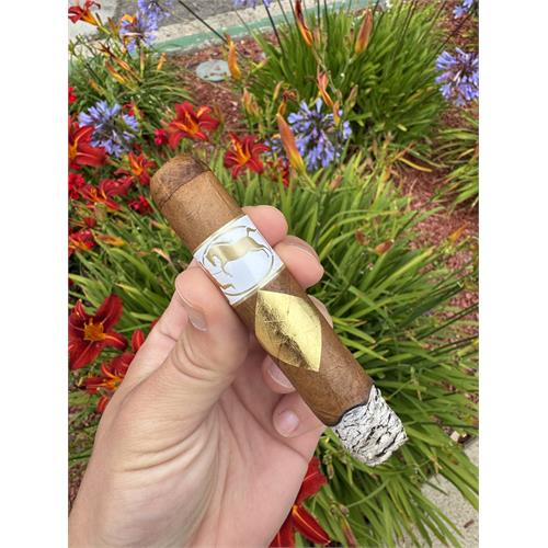 Cavalier Geneve White Series Elegante 4 1/2 * 52