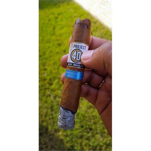 Alec Bradley Project 40 Gordo 6  * 60