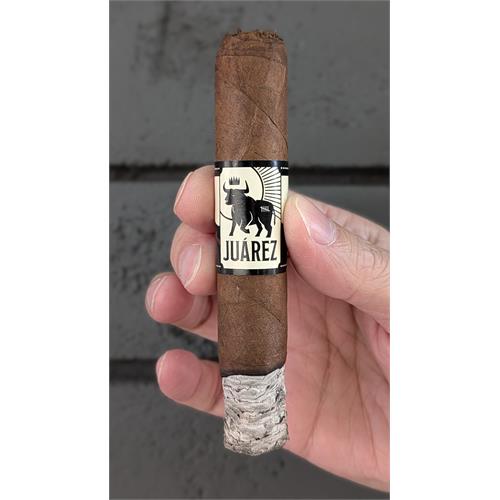 Crowned Heads Juarez OBS 4 3/4 * 52