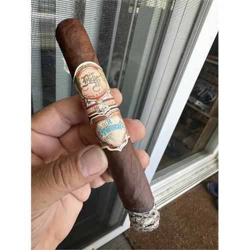 My Father La Promesa Toro 6  * 52