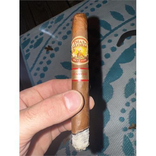 AJ Fernandez Dias de Gloria Short Churchill 6 1/2 * 48