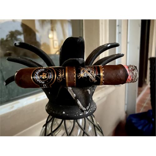Montecristo Espada Oscuro Ricasso 5  * 54