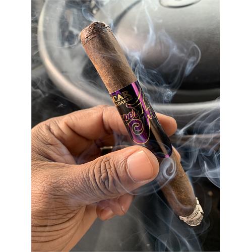 Oscar Valladares Super Fly Super Corona 5 1/4 * 45