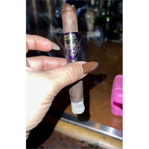 Oscar Valladares Super Fly Super Corona 5 1/4 * 45