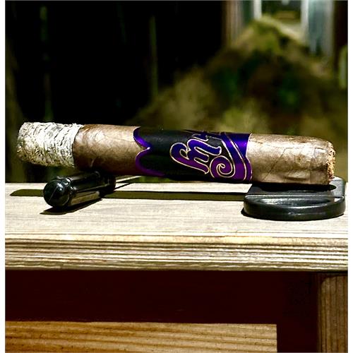 Oscar Valladares Super Fly Super Gordo 6 1/2 * 60