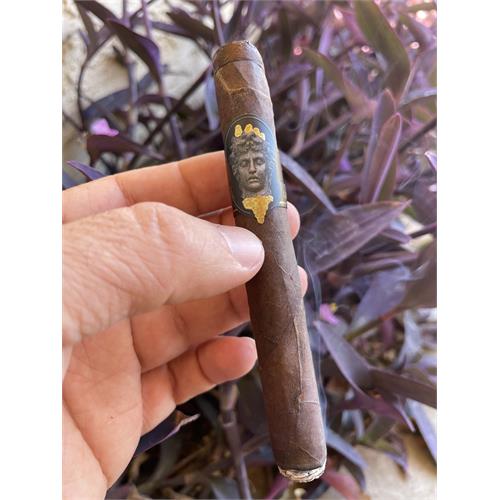 Alec & Bradley Gatekeeper Corona 5 1/8 * 42