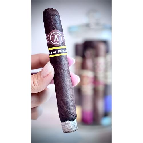 Aladino Corojo Reserva Toro 6  * 52