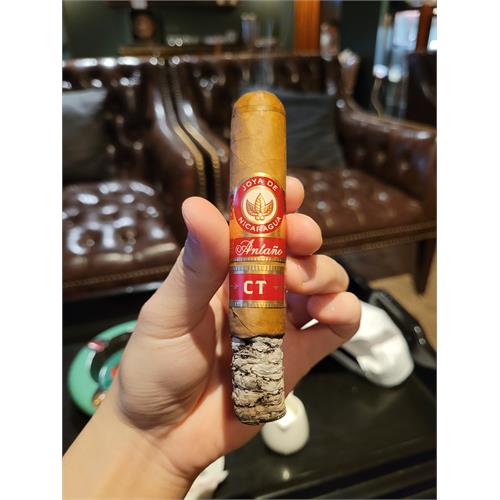 Joya de Nicaragua Antano CT Robusto 5  * 52