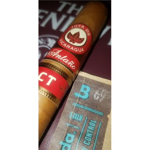 Joya de Nicaragua Antano CT Toro 6  * 50