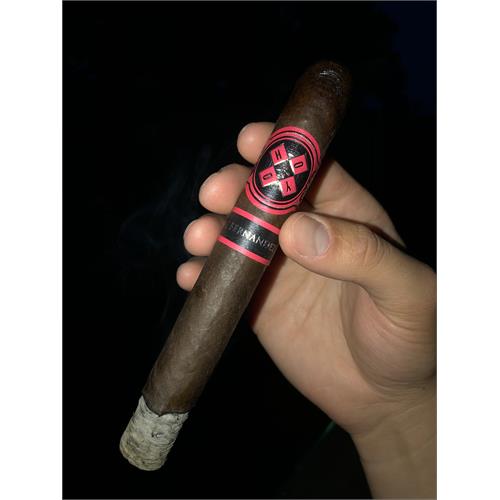 Hoyo La Amistad Dark Sumatra Media Noche 5 3/4 * 54