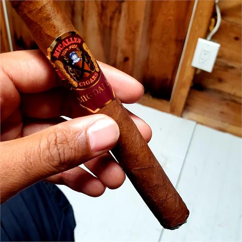 Micallef Migdalia Corona Extra 6  * 46