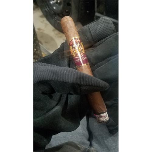 Micallef Migdalia Corona Extra 6  * 46