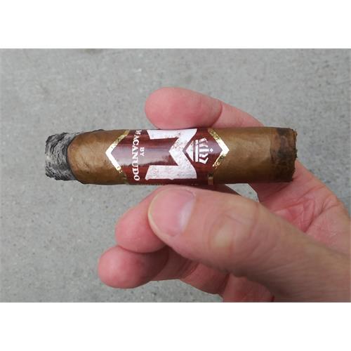 M Bourbon by Macanudo Robusto 5  * 50