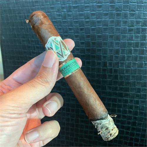 AVO Unexpected Tradition 6  * 50