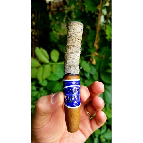 Casa Cuevas Reserva Natural Torpedo 6 1/4 * 52