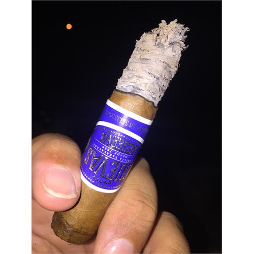 Casa Cuevas Reserva Natural Robusto 5  * 52