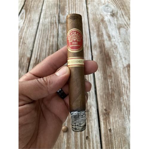 H. Upmann Hispaniola by Jose Mendez Toro 6 1/8 * 52