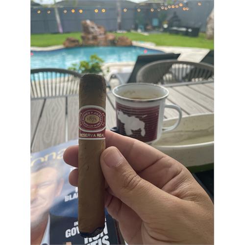 Romeo y Julieta Reserva Real Magnum 6  * 60