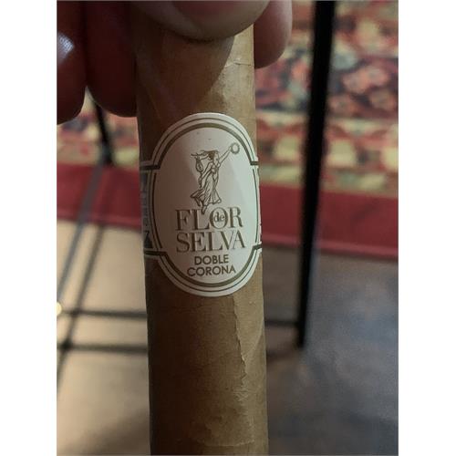 Flor de Selva Doble Corona 7 1/2 * 52