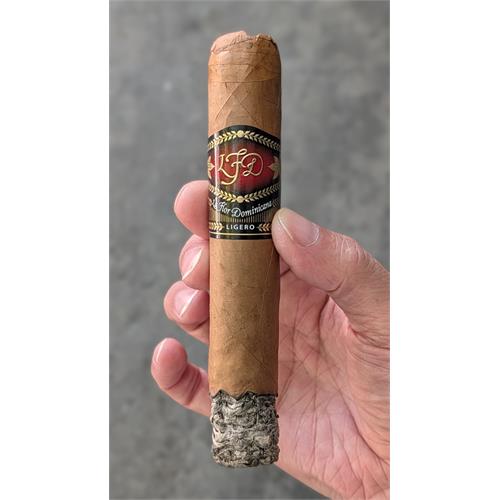 La Flor Dominicana Ligero Natural L-500 5 3/4 * 60