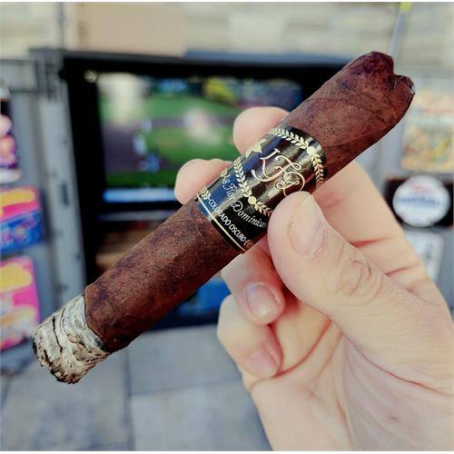 La Flor Dominicana Colorado Oscuro No. 4 5 1/4 * 54