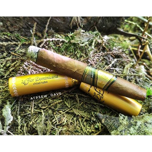 La Flor Dominicana Oro Chisel Tubo 6  * 54