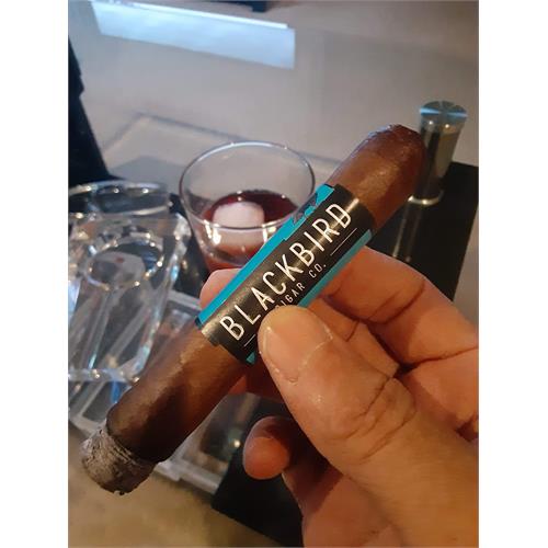 Blackbird 6-cigar Robusto Sampler 5  * 50