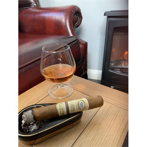 Romeo y Julieta 1875 Connecticut Nicaragua Toro 6  * 52