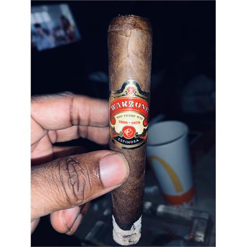 Warzone Robusto 5 1/2 * 52