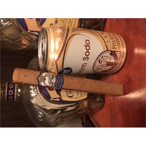Perla del Mar Toro Fresh 5-Cigar Sampler