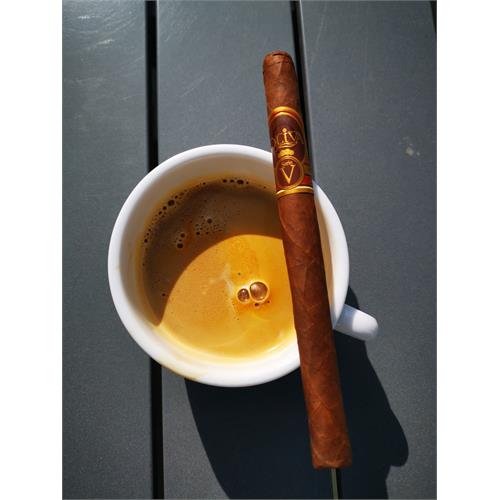 Oliva Serie V Lancero 7  * 38