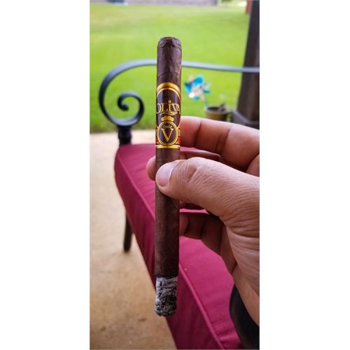 Oliva Serie V Lancero 7  * 38